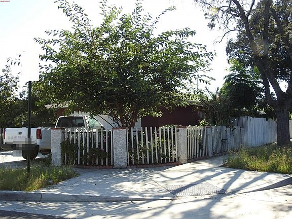 2nd image of 1546 N Fairmont St