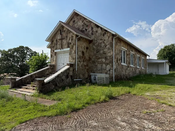 1093 Sidney Rd, Sidney, AR 72577