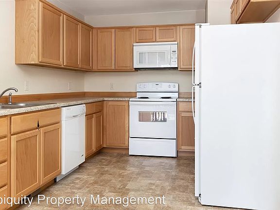 2nd image of 371 Adeline Dr