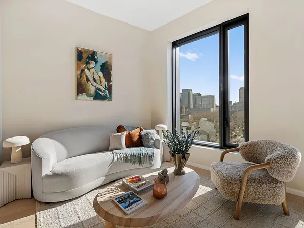 30 Front St #19D, Brooklyn, NY 11201