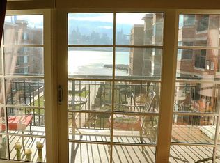22 Avenue At Port Imperial APT 421, West New York, NJ 07093