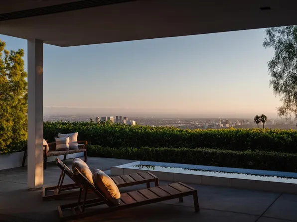 551 Chalette Dr, Beverly Hills, CA 90210