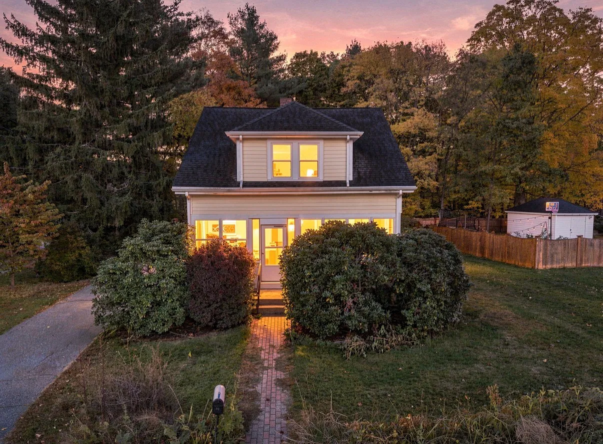 3 bed, 1550 sqft, $5,000 — Photo 2