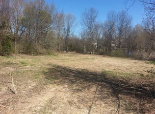 3573 W Don Tyson Pkwy, Springdale, AR 72762
