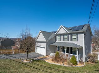 2043 Oakwood Dr, Peekskill, NY 10566