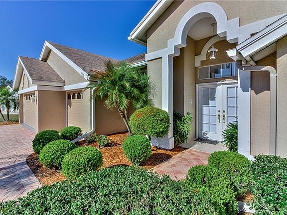 2nd image of 4406 Fairway Oaks Ct