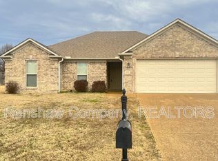 111 Enfield Cv, Medina, TN 38355