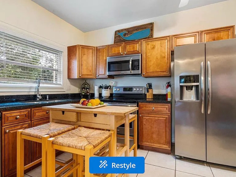 5301 N Flagler Dr — Photo 1