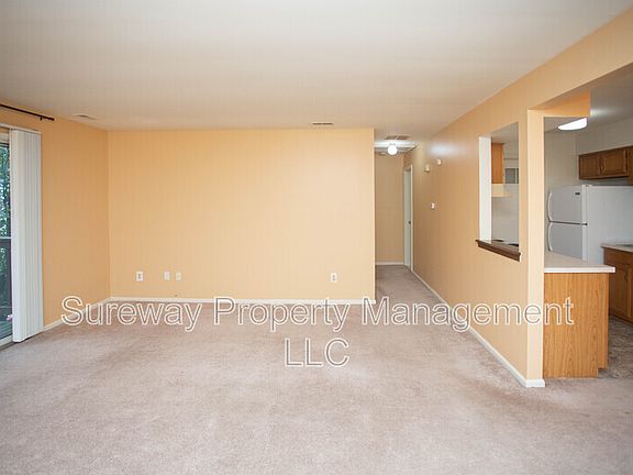 3rd image of 115 Claire Ct