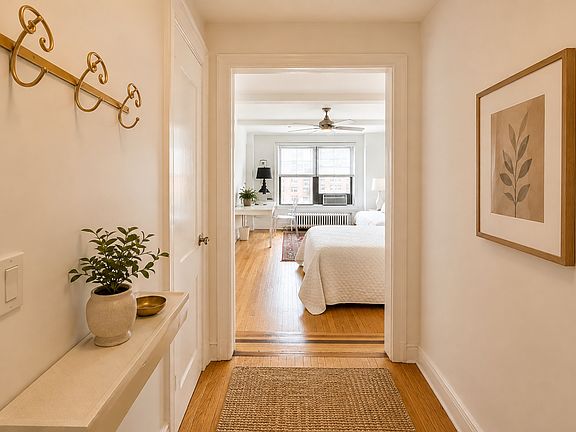 4th image of 235 W 102nd St APT 11S