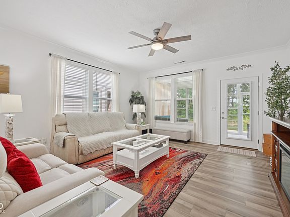 4th image of 624 Faudree Dr