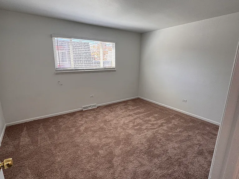 8325 Fox St #8325 — Photo 14