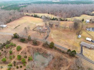 4052 Largo Rd, Decaturville, TN 38329