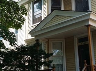3240 N Whipple St, Chicago, IL 60618