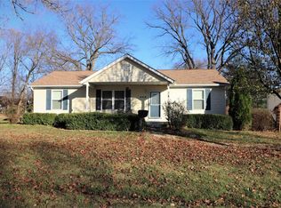 408 Plum St, Lebanon, IL 62254