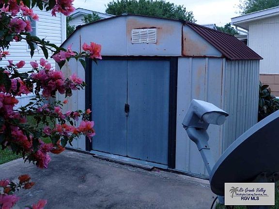 5th image of 2243 Hidalgo St