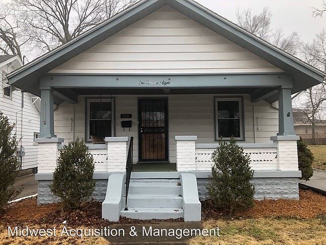 1st image of 108 Ashwood Ave
