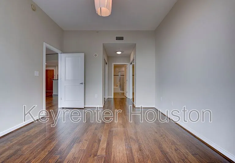 5925 Almeda Rd #2214 — Photo 17