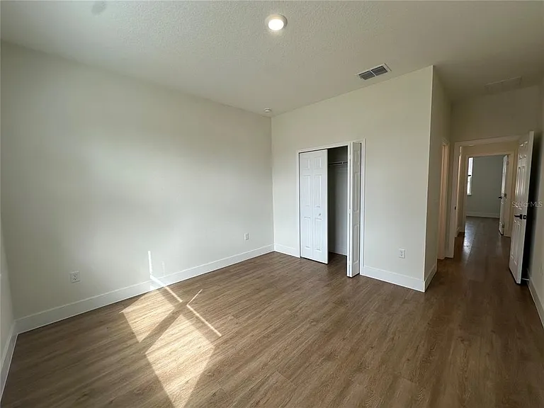 1323 E Derby Dr — Photo 16
