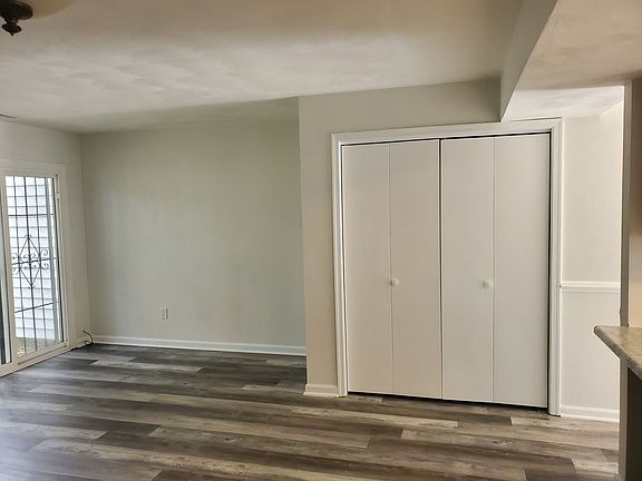 4th image of 5514 Amhurst Ct