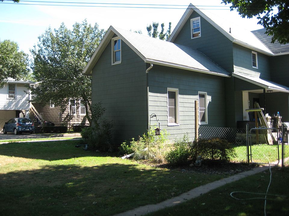 1st image of 127 N Montour St