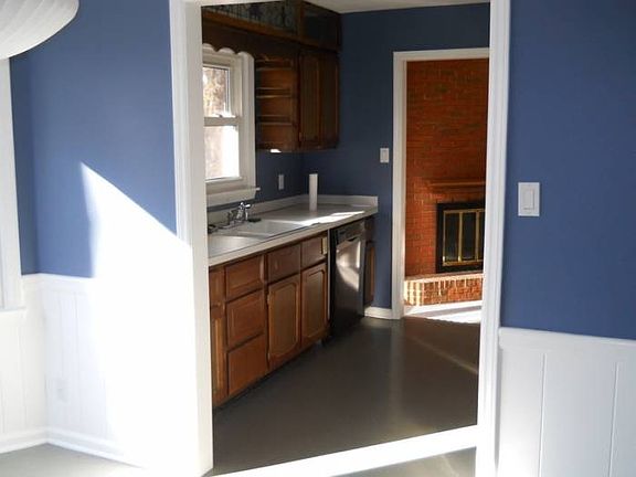 2nd image of 4104 Deep Wood Cir
