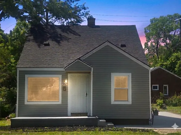 20821 N Pierson Ct, Detroit, MI 48228