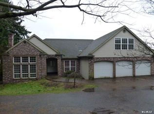 3236 SW Arrowood Dr, Portland, OR 97219