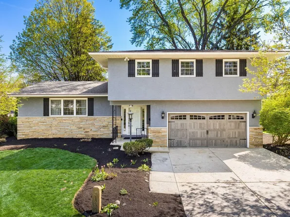 1293 Ducrest Dr S, Columbus, OH 43220