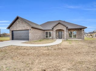 203 W Denton St, Palmer, TX 75152