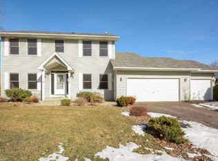 8550 Woodland Curv, Saint Bonifacius, MN 55375