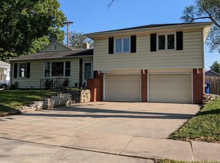 5130 Randolph St, Lincoln, NE 68510