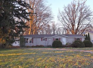 210 W Maple St, Dexter, MN 55926