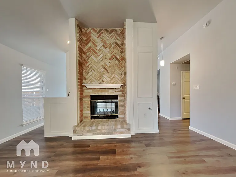 11831 James Vinson Dr — Photo 8
