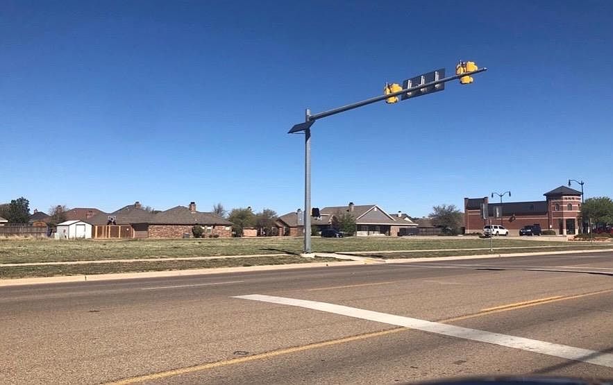 2nd image of 505 Dowden Rd