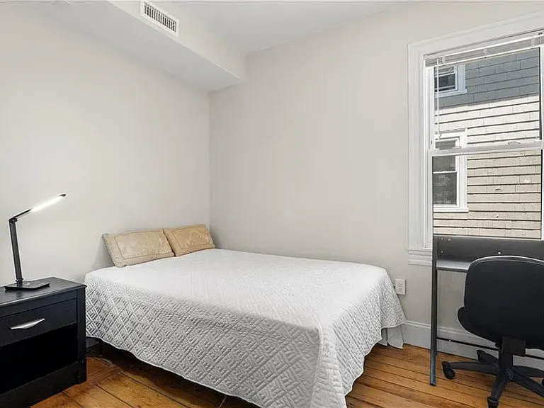20 Governor St #2 — Photo 10