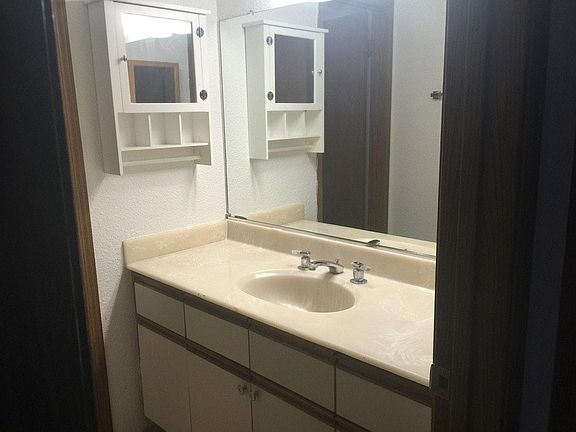 2nd image of 1011 San Gabriel Cir Unit 418