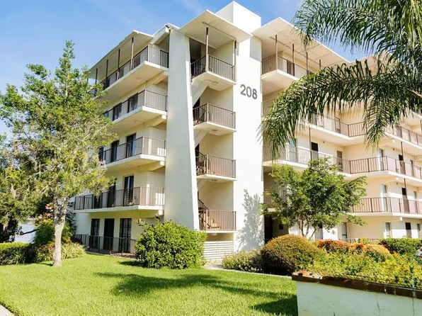 208 Lake Howard Dr NW #104, Winter Haven, FL 33880