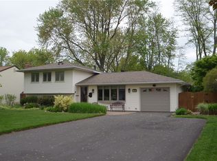 138 Foster Rd, Rochester, NY 14616