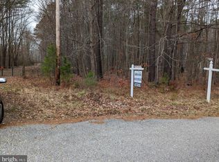 18361 Cherryfield Rd, Drayden, MD 20630