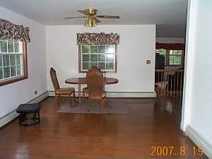 Foyer/Dining