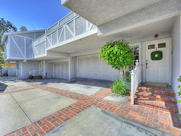2nd image of 2518 Carnegie Ln #B