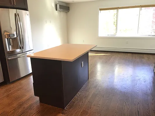 Rented by NY Space Finders Inc. | media 25