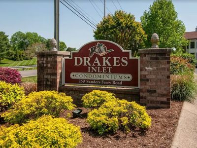250 Sanders Ferry Rd APT 53, Hendersonville, TN, 37075
