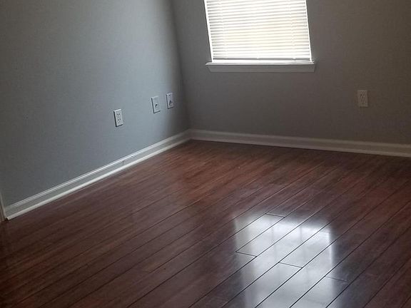 5th image of 4750 Playpen Dr