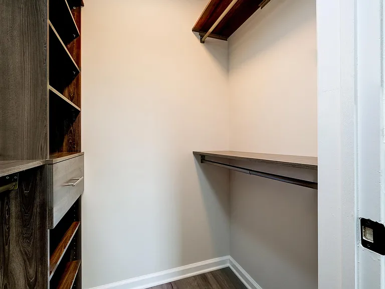 2227-3315 Wyndham Cir #2227 — Photo 23