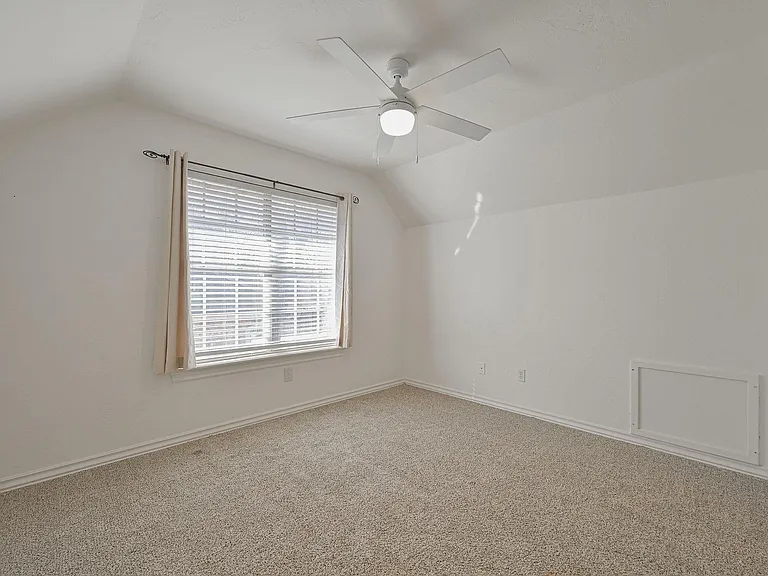 3929 Devon Dr — Photo 25