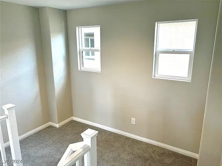 10334 Apefly St — Photo 14