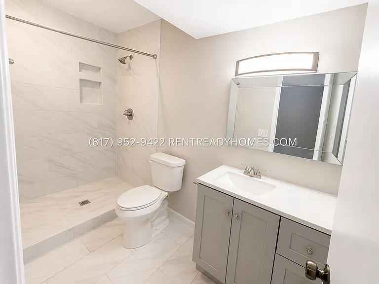 903 Progreso Dr — Photo 9
