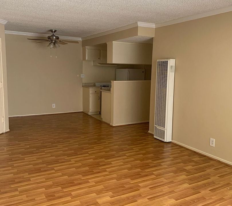1st image of 165 N Michigan Ave #207